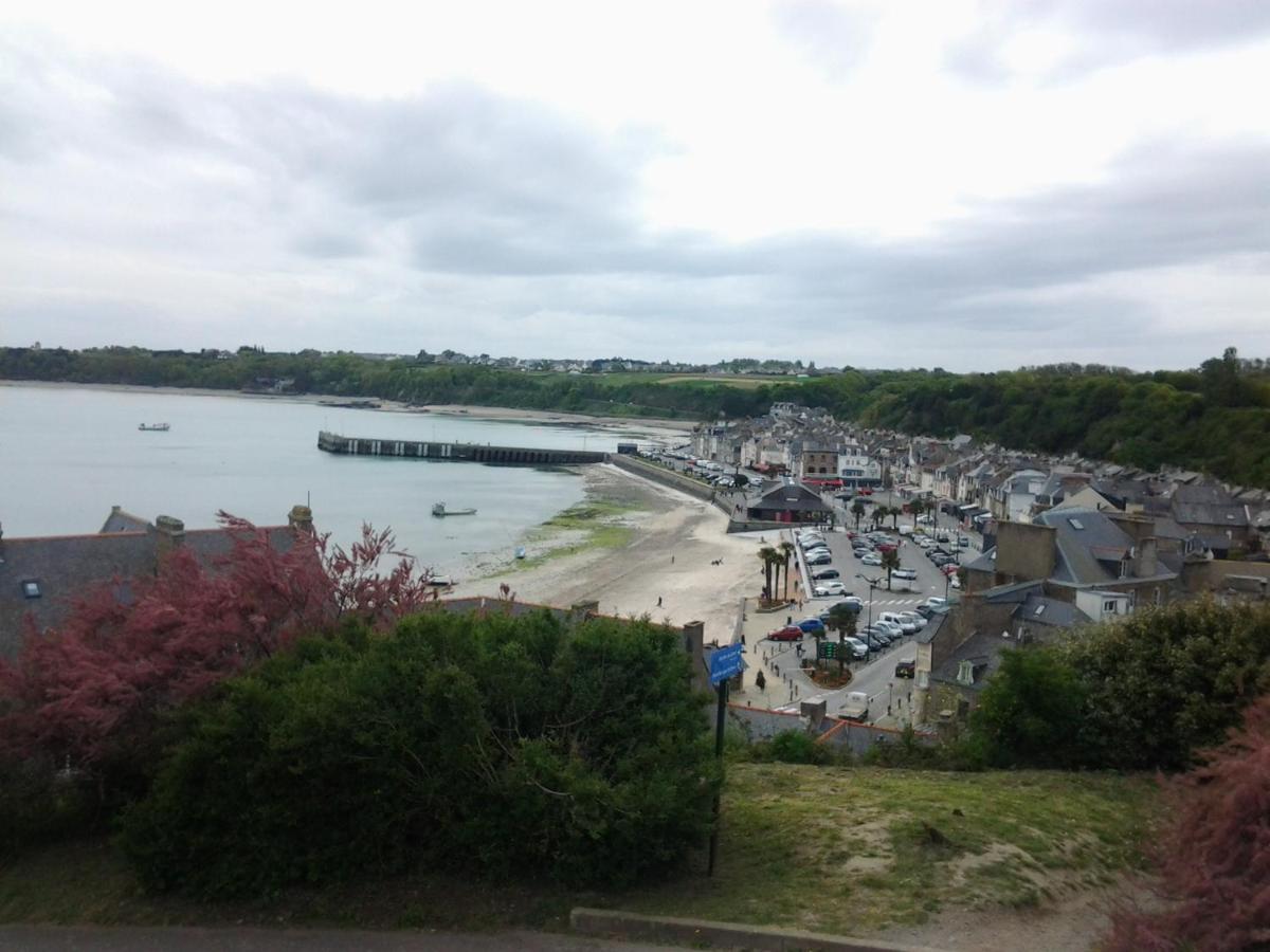 Appartement Rue Georges V - Port De La Houle 캉칼 외부 사진
